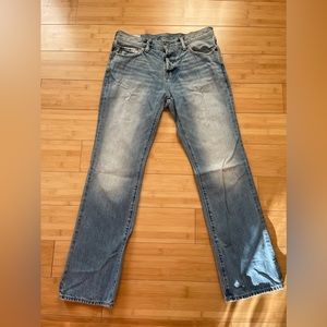 Abercombie brand blue jeans for men size W31 L32 in very good condition